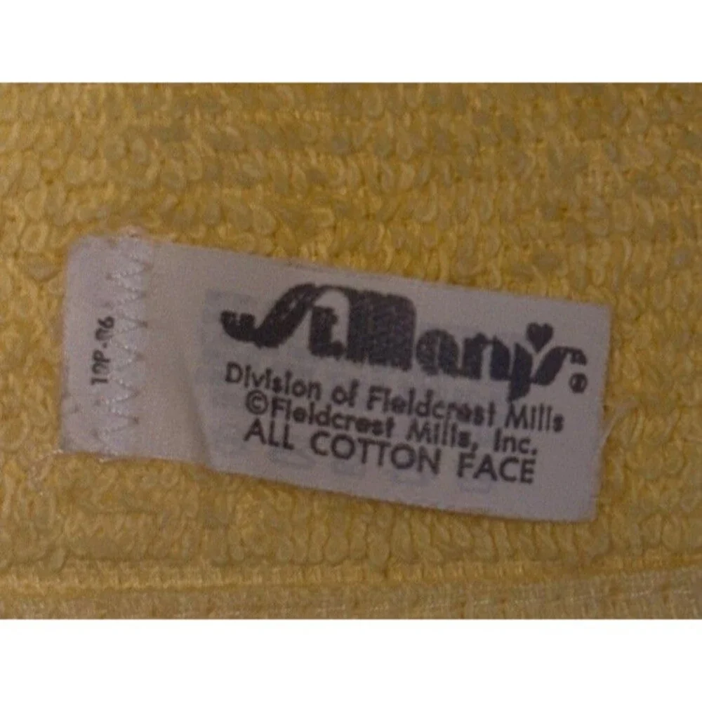 3 Vintage 70s Yellow/Gold St Mary’s Cotton Bath Towels & Flower Power Hand Towel
